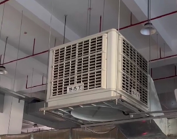 冷風(fēng)機在物流中心